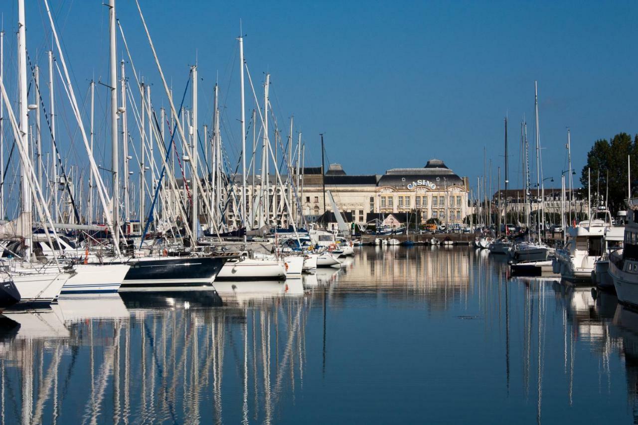 Les Quais De Trouville ภายนอก รูปภาพ